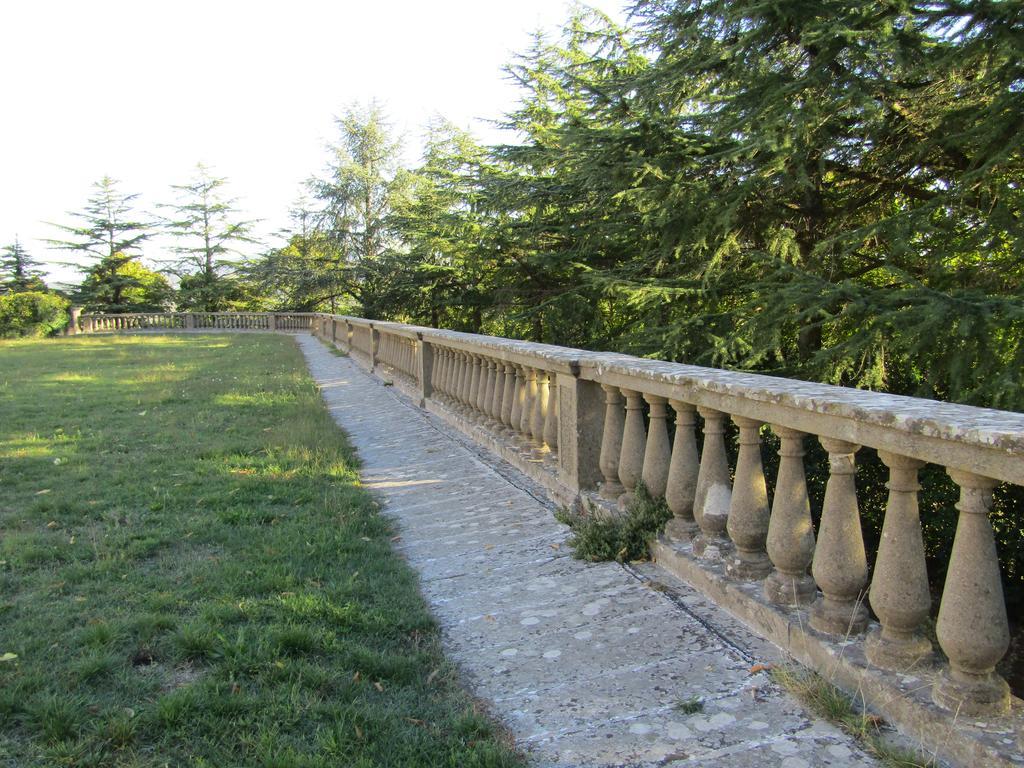 ホテル Monastero San Vincenzo - Casa Per Ferie Bassano Romano エクステリア 写真