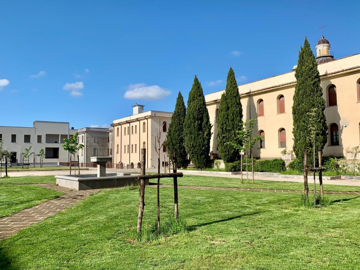 ホテル Monastero San Vincenzo - Casa Per Ferie Bassano Romano エクステリア 写真