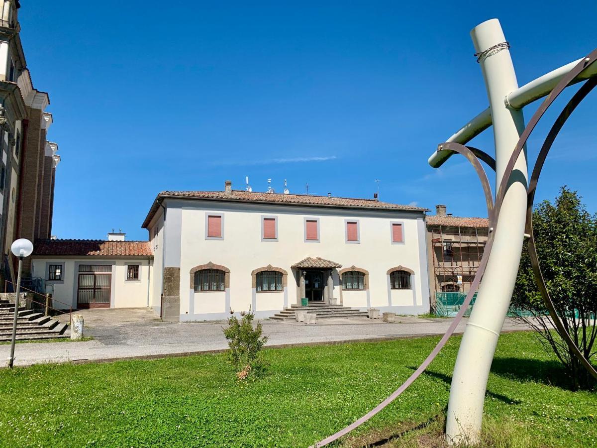 ホテル Monastero San Vincenzo - Casa Per Ferie Bassano Romano エクステリア 写真