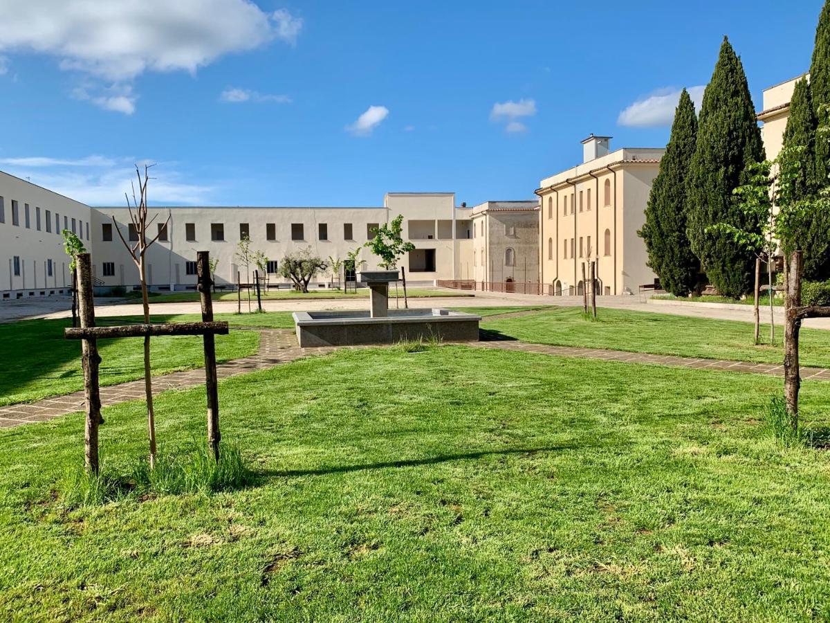 ホテル Monastero San Vincenzo - Casa Per Ferie Bassano Romano エクステリア 写真