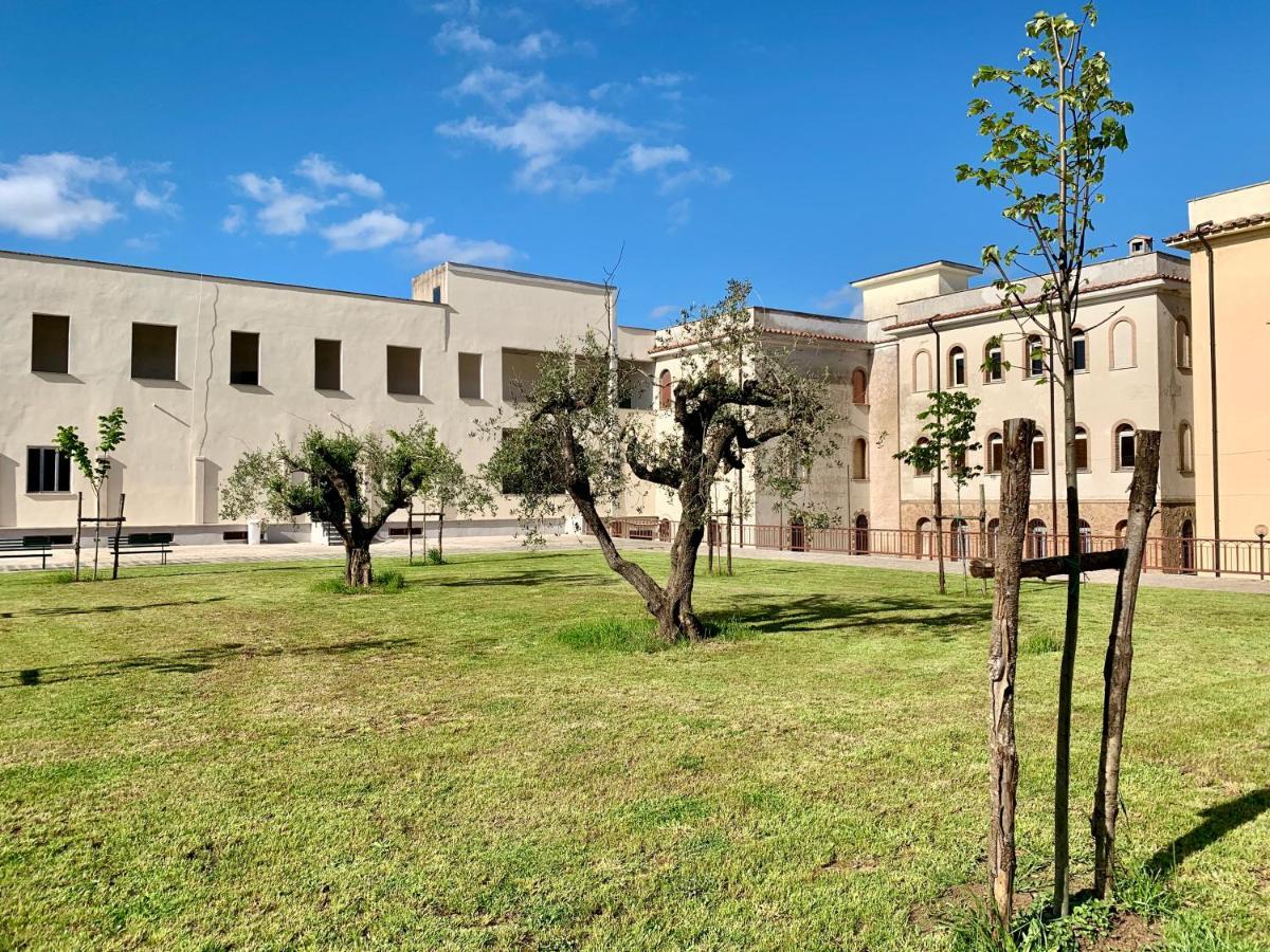 ホテル Monastero San Vincenzo - Casa Per Ferie Bassano Romano エクステリア 写真